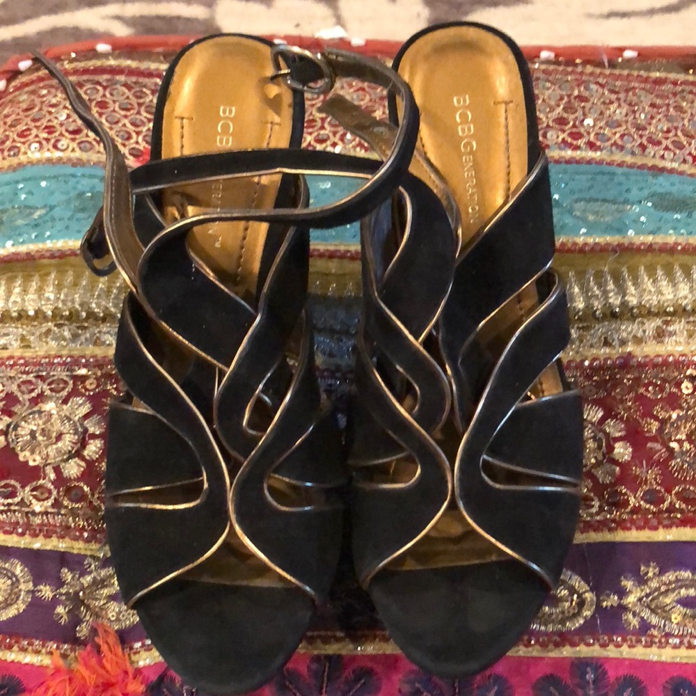 BCBGENERATION suede sandal